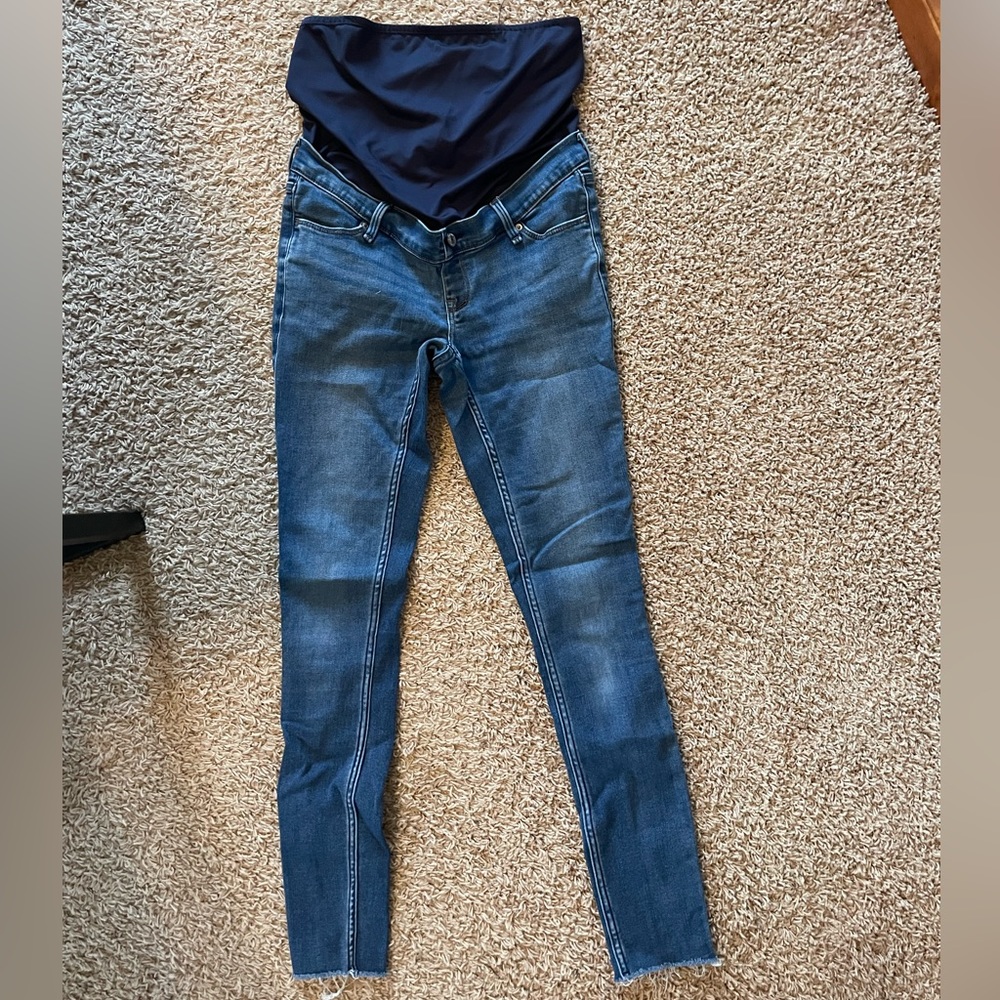 Abercrombie maternity jeans. 4L.